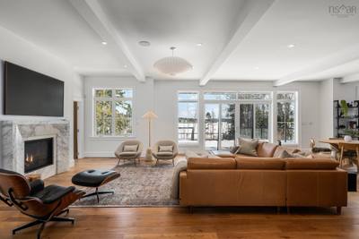 1006 Mccabe Lake Drive — photo 2