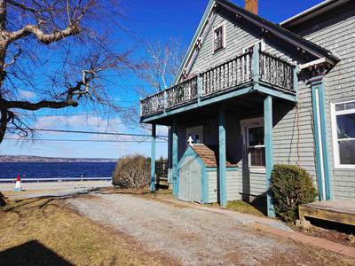 1247 Sandy Point Road — photo 3