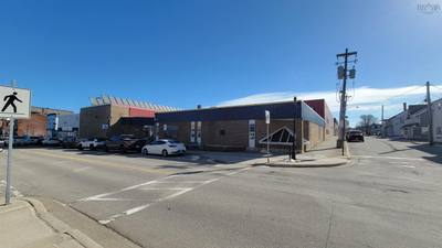 275 Main Street — photo 3