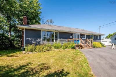 1909 Hammonds Plains Road — photo 2