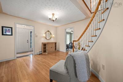 34 Norwood Court — photo 4