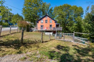 40 Pleasant Street — photo 2