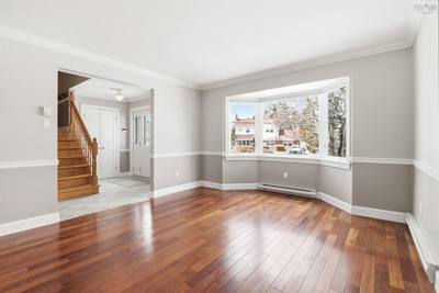 147 Flagstone Drive — photo 4