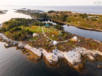8 Simmons Island — photo 2