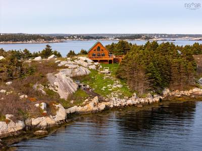 8 Simmons Island — photo 4