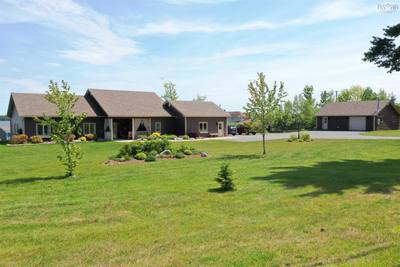 2162 Highway 376 — photo 2