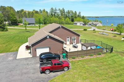 2162 Highway 376 — photo 3