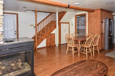539 Canoe Island Road — photo 8