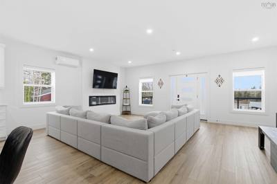 30 Cove Road — photo 8