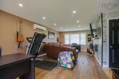 4320 Granville Road — photo 7
