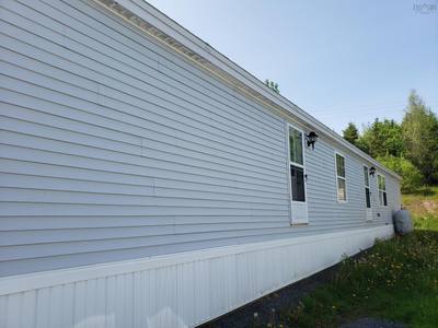 21 Parkwood Avenue — photo 2