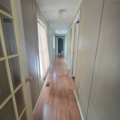 21 Parkwood Avenue — photo 5
