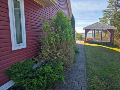 11 Wharf Road — photo 5
