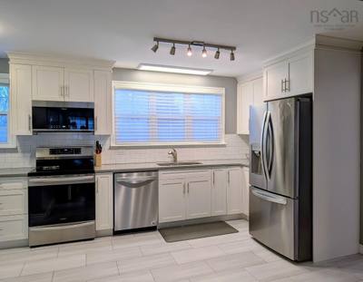 62 Maclaughlin Drive — photo 8