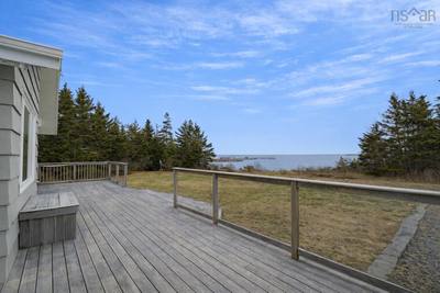 19 Long Point Road — photo 2