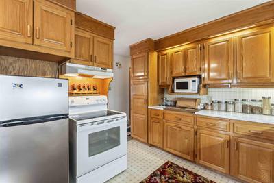 188 Seaman Street — photo 3