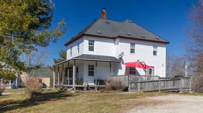 1 Belleville Road — photo 3