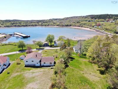 445 Sandy Cove Road — photo 4