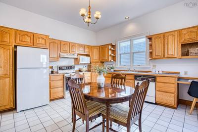 6173 Pepperell Street — photo 3