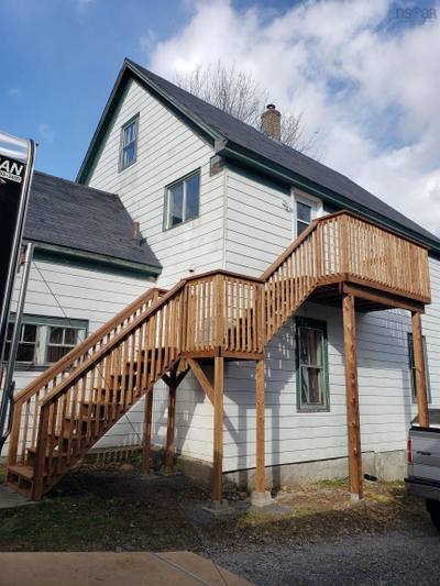64 Archibald Avenue — photo 2