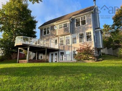 10 Schooner Cove Road — photo 3