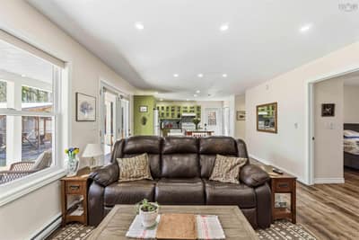 368 Eddy Drive — photo 7