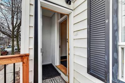 2490 John Street — photo 5