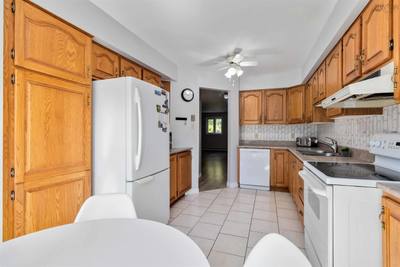 34 Trailwood Place — photo 5