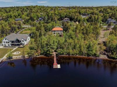 460 Mccabe Lake Drive — photo 3