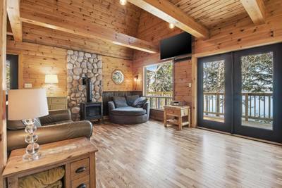 120 Lakeside Drive — photo 8