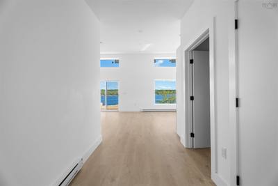 659 West Liscomb Point Road — photo 2