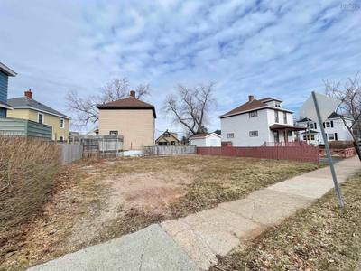 67 Lorway Avenue — photo 5