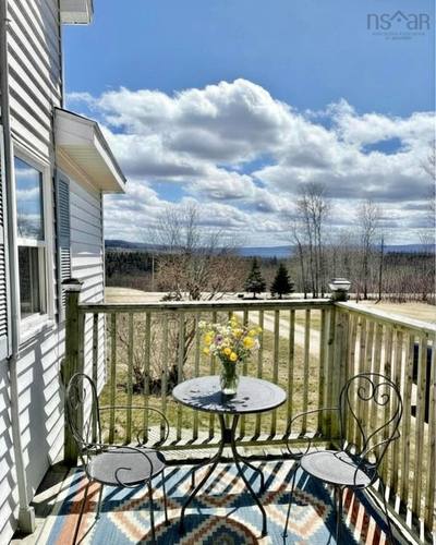 2041 Strathlorne-Scotsville Road — photo 4
