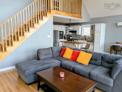 368 Lakeshore Drive — photo 8