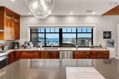 580&586 Masons Beach Road — photo 8