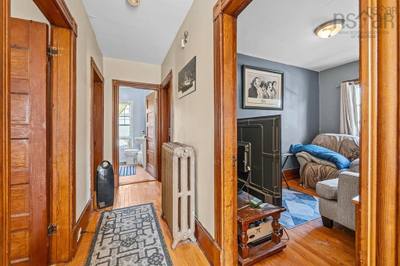 217-219 Albert Street — photo 3