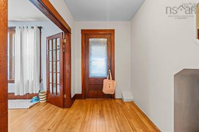 217-219 Albert Street — photo 4