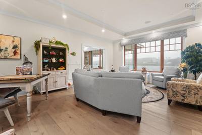 10 Mary Lane — photo 4
