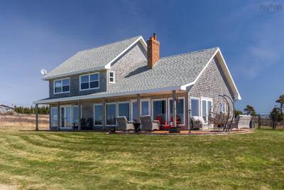 2435 Main Shore Road — photo 3