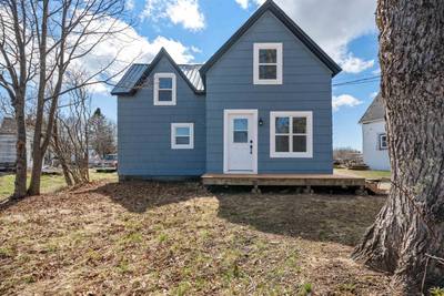 2482 Athol Road — photo 2
