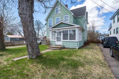 8 Robie Street — photo 4