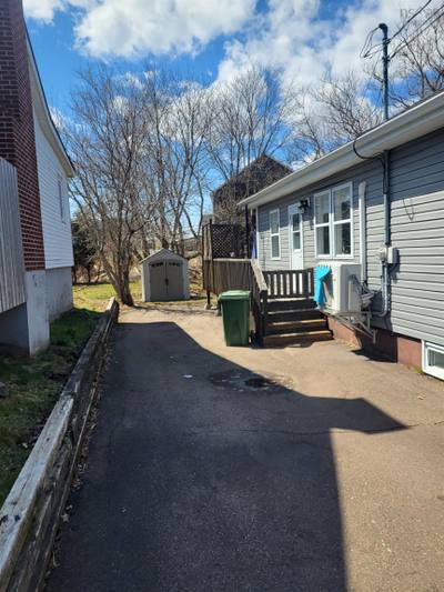 44 Kaulback Street — photo 2