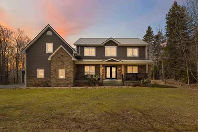 118 Stone Mount Drive — photo 3