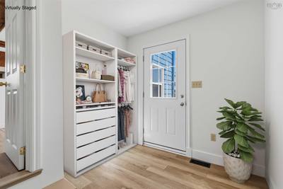 341 Myra Road — photo 3