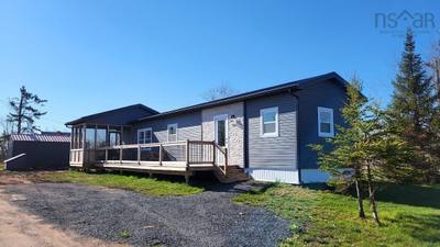 124 Red Cliff Drive — photo 3