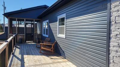 124 Red Cliff Drive — photo 4