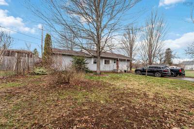 235 Taylor Dr Extension — photo 2