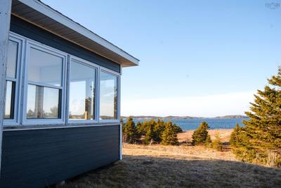 2408 Louisbourg Main-A-Dieu Road — photo 3