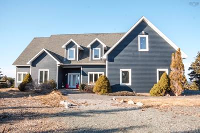 2408 Louisbourg Main-A-Dieu Road — photo 4