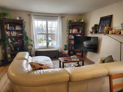 389-393 Renfrew Street #391 — photo 5